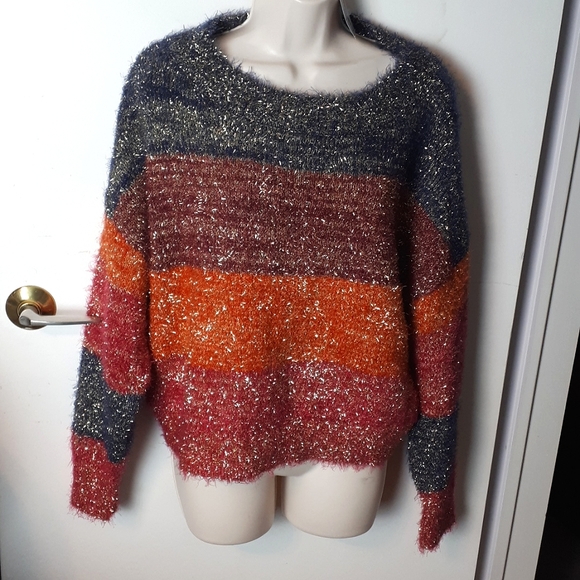 *NEW* FOREVER 21 Fuzzy Metallic Women's Sweater Black/Red/Orange/Pink Mix Small - Picture 1 of 3
